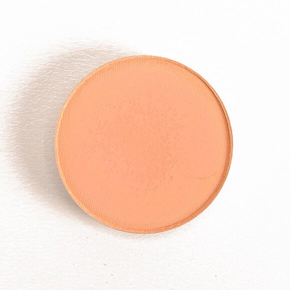 MAC Eye Shadow Refill ~ Samoa Silk ~ - Picture 1 of 2